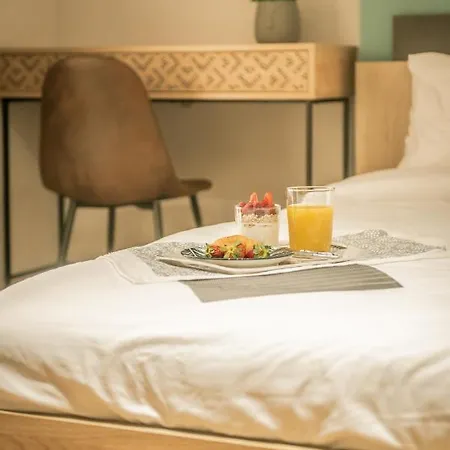 Hermes On Aristotelous Midas