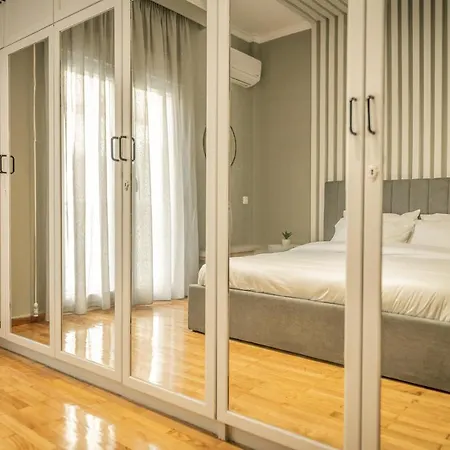 Hermes On Aristotelous Midas *